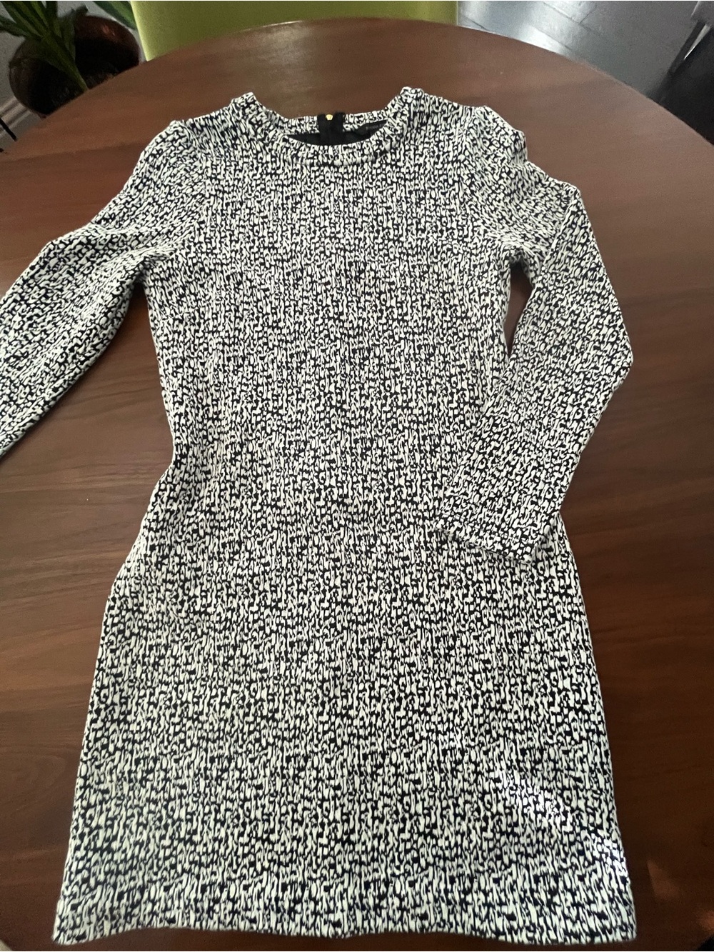 Banana Republic Black and White marled Knit Long-Sleeve Dress